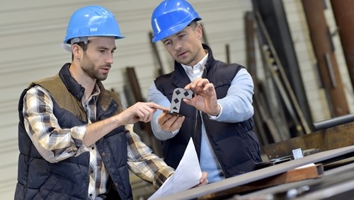 THE PROS AND CONS OF MANUFACTURING IN MEXICO, CANADA AND THE US